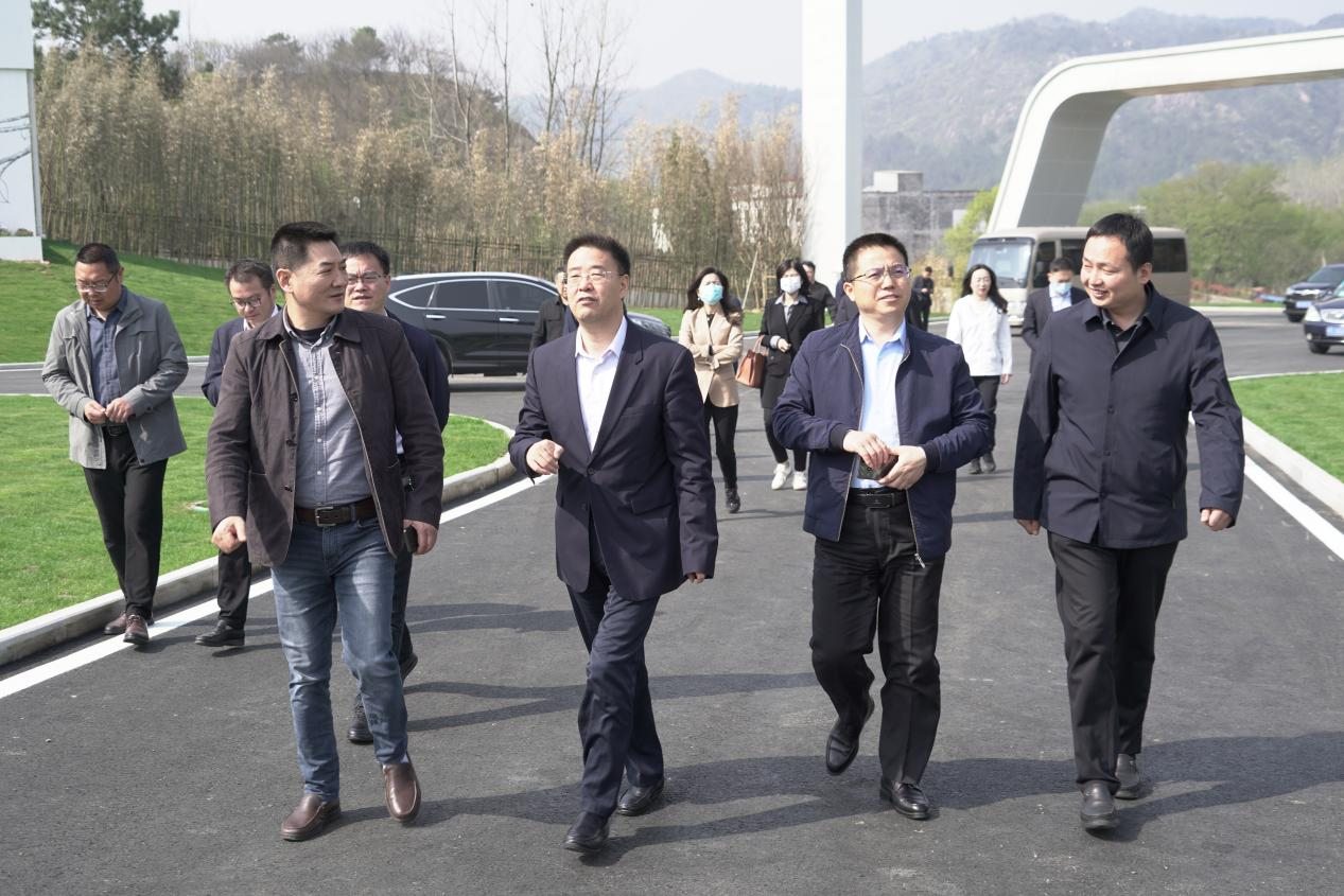 中林集團(tuán)黨委委員、副總經(jīng)理李留彬到金源油茶考察：聚焦油茶產(chǎn)業(yè)一二三產(chǎn)融合發(fā)展